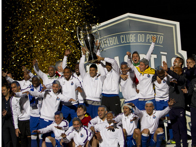 FC Porto Campeão 2011/2012 :: zerozero.pt