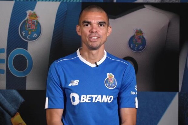 Pepe: «Espero ganhar a Champions com a nova camisola do FC Porto» ::  zerozero.pt
