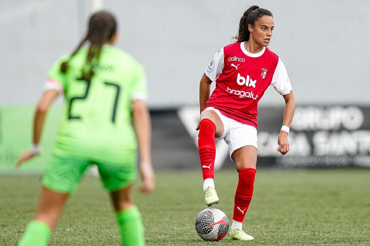 SC Braga anuncia renovação de Mariana Azevedo