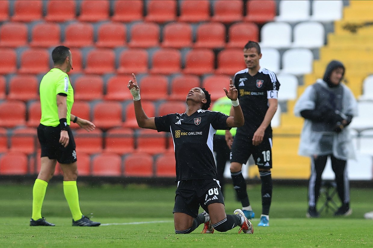 Liga Portugal adia todos os jogos desta segunda-feira