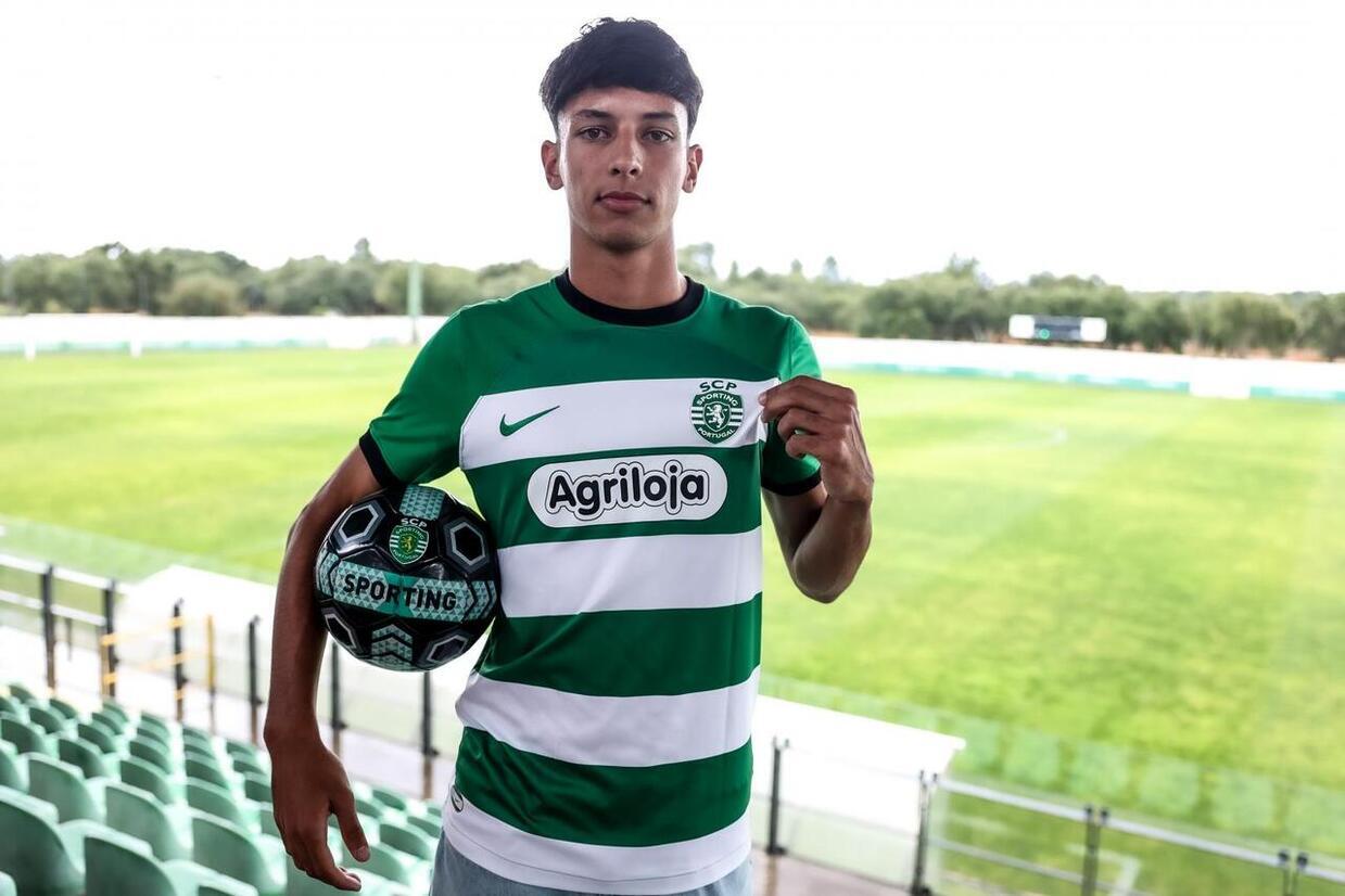 Sporting contrata jovem de 17 anos ao SC Braga