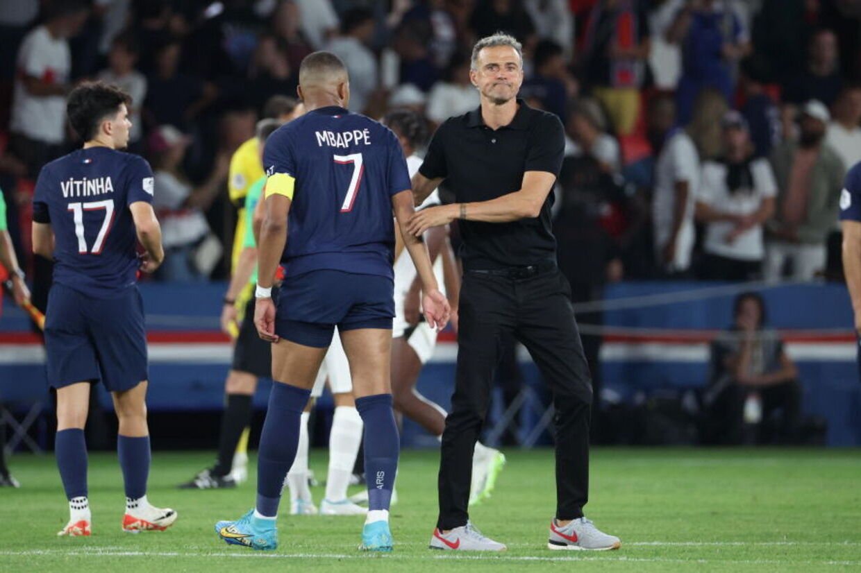 Luis Enrique sobre Mbappé: «Tenho esperança de que mude de decisão»