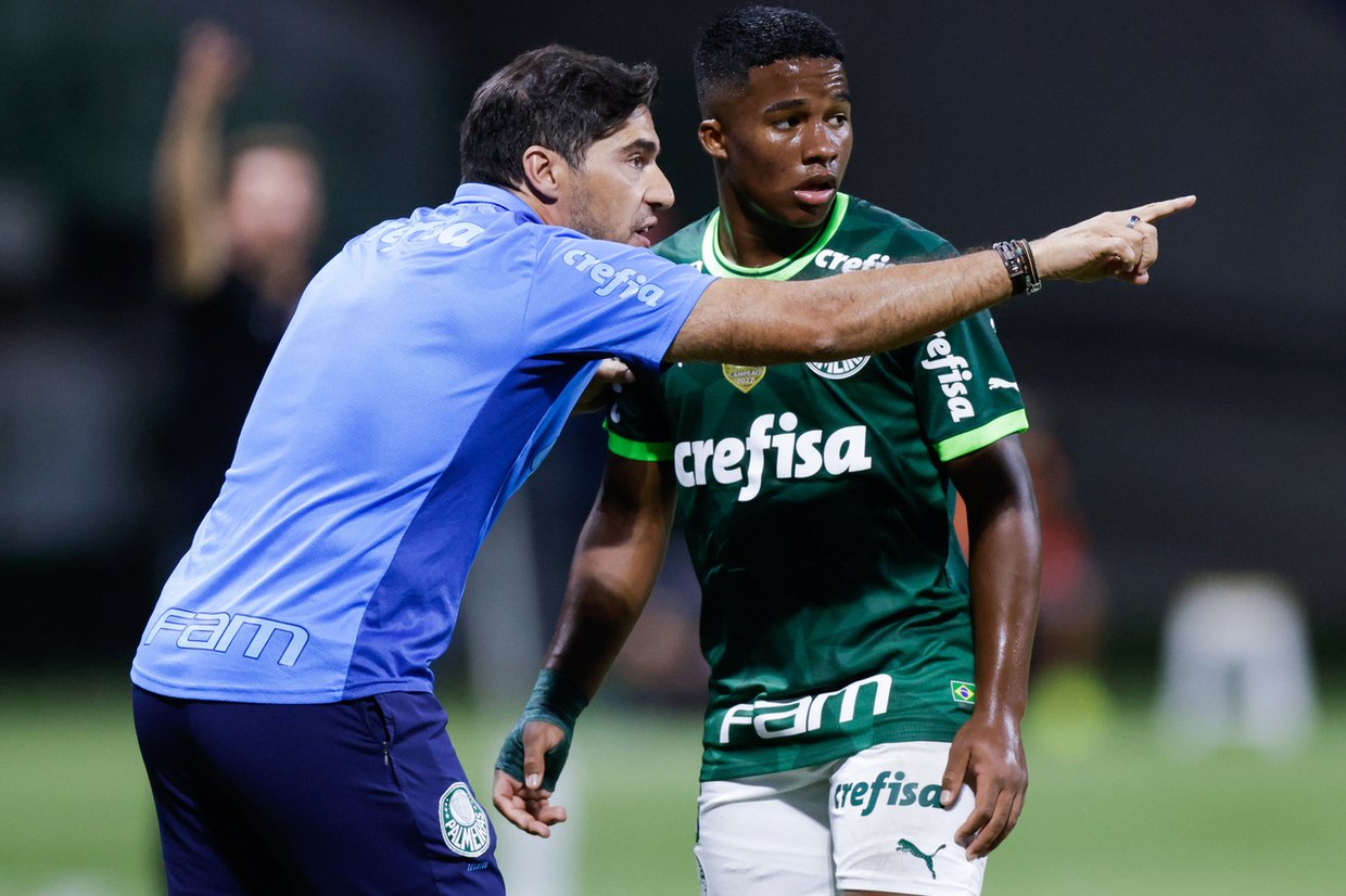 Palmeiras empata na despedida de Endrick