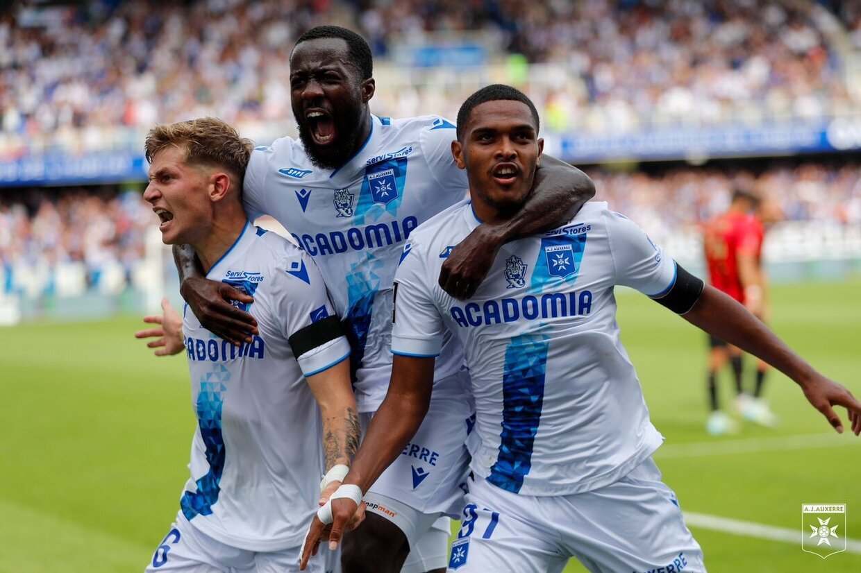 Auxerre surpreende, Lens vence e muito equilíbrio na Ligue 1: eis a primeira jornada