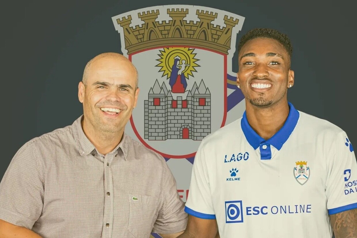 OFICIAL | Feirense contrata extremo no Mirandela