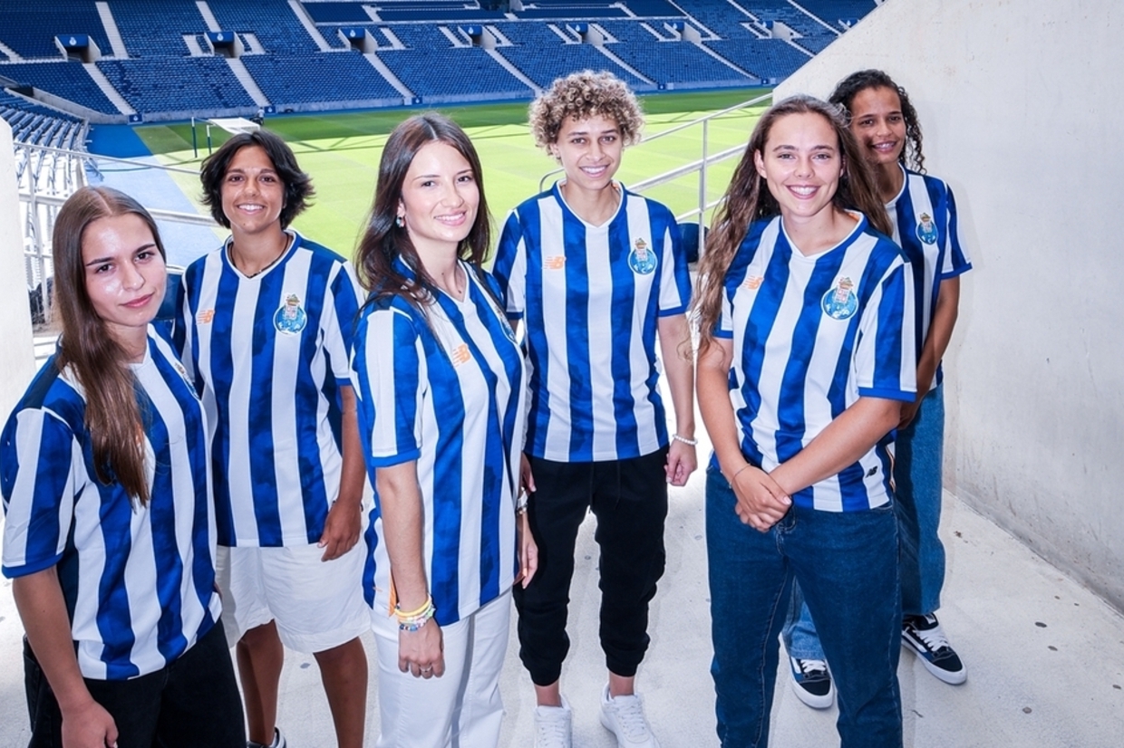 FC Porto apresenta novos seis reforços para a equipa feminina