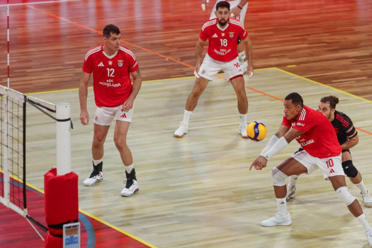 VOLEIBOL | Benfica joga qualificação para a Liga dos Campeões